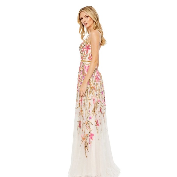 MAC DUGGAL NWT V Neck Floral Embellished Spaghetti Strap Gown in Oyster Multi 10 - Picture 2 of 13